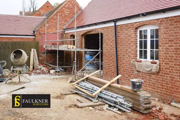 What is the minimum distance between 2 houses? 2 Distance Between Two Houses : Party Wall Surveyors Witney