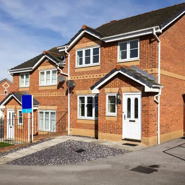 Can you start work without an agreement? 4 Image of UK home - Faulkners scenarios Witney
